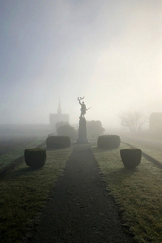 Le monument aux morts de la 1ère guerre mondiale à Trans dans les Coëvrons en Mayenne